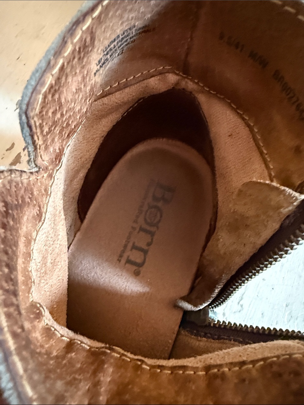 Born Boots Wm 9.5 Calyn Brown Suede Distressed Leather Ankle Casual Comfort - Picture 8 of 10
